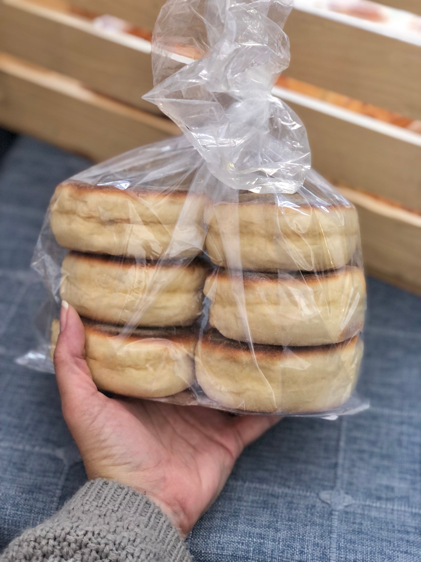 Bolos levedos (breakfast muffins)